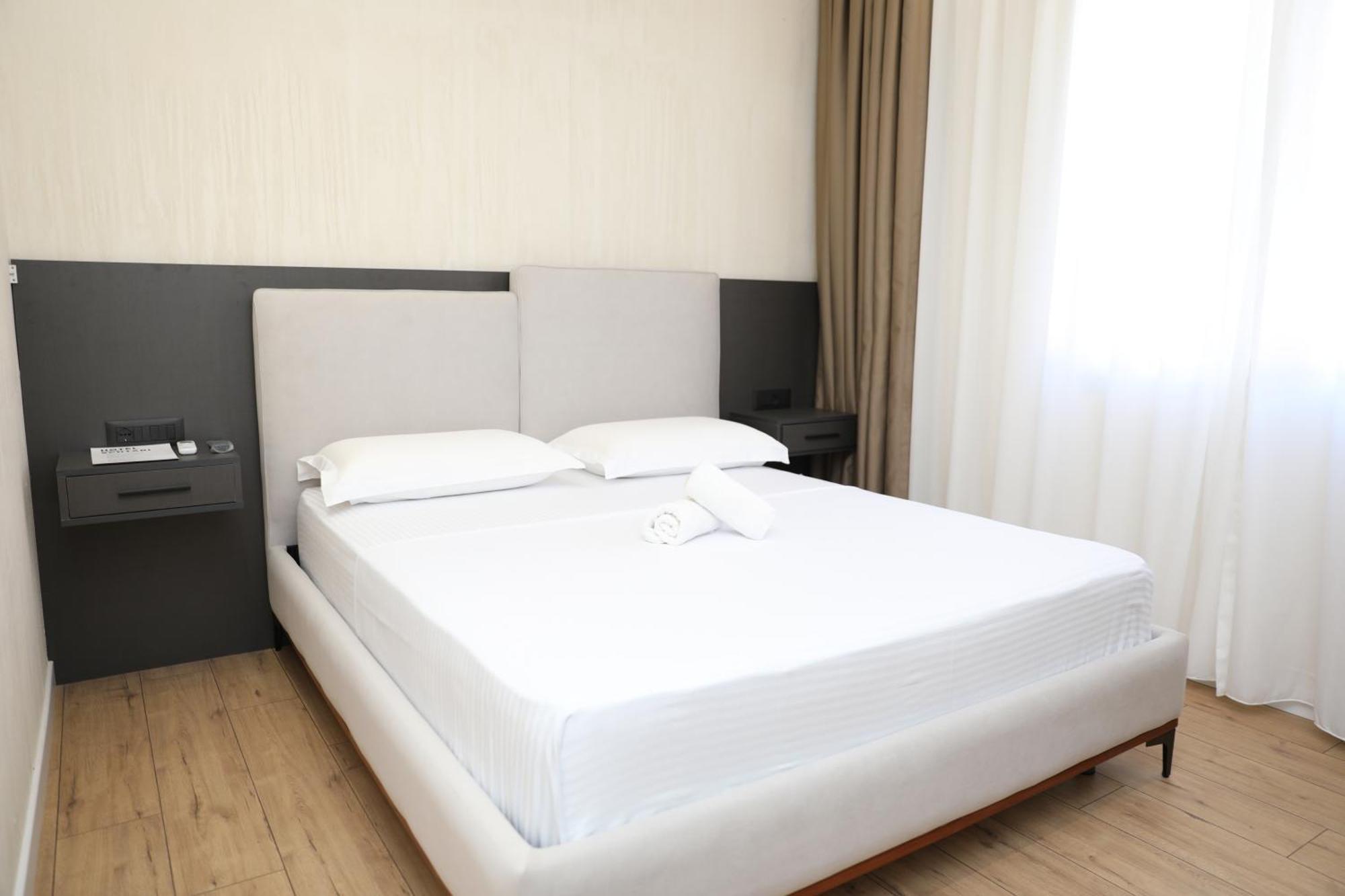 Hotel Scutari Shkodër Buitenkant foto